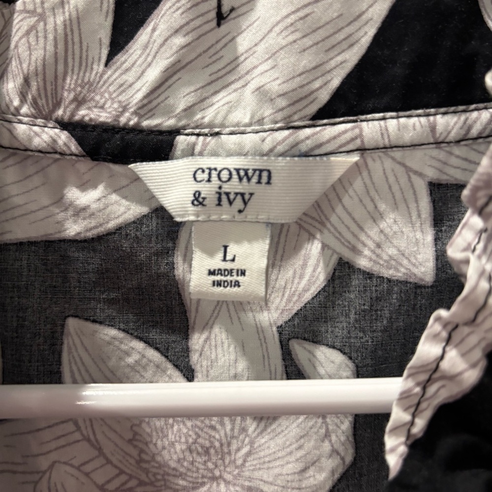 Crown & Ivy Smocked Ruffle Neck Midi Dress - Picture 5 of 6